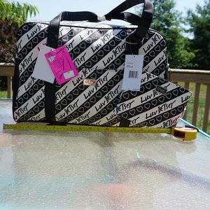 NWT: BETSEY JOHNSON WEEKENDER BAG!